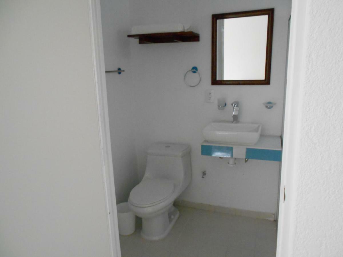 Hotel Y Suites Del Pacifico Салина Круз Екстериор снимка